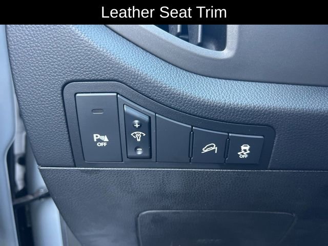 Used 2011 Kia Sportage SX w/ Premium Pkg w/Leather Seats image 22