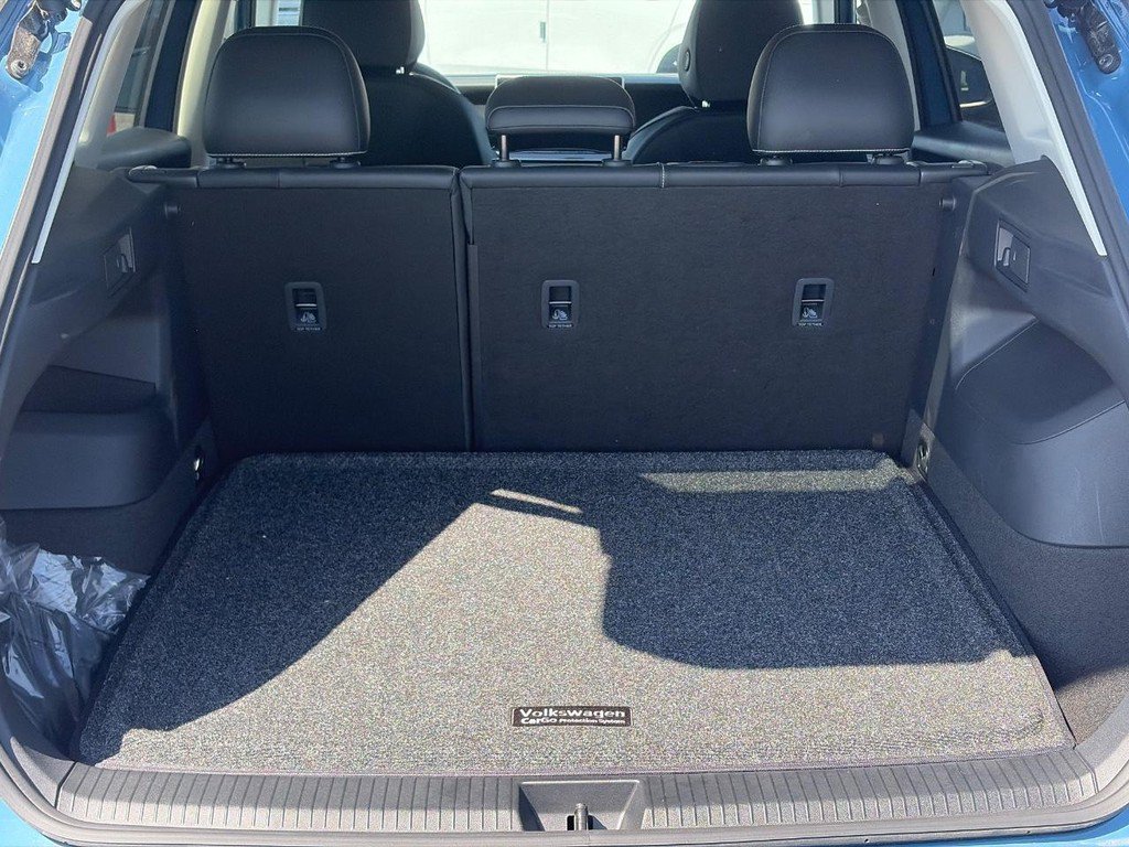 Certified 2026 Volkswagen Tiguan SE FWD image 7