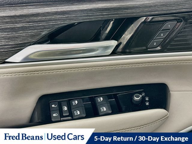 Used 2023 Jeep Wagoneer Series II w/ Premium Group I AWD/4WD image 25