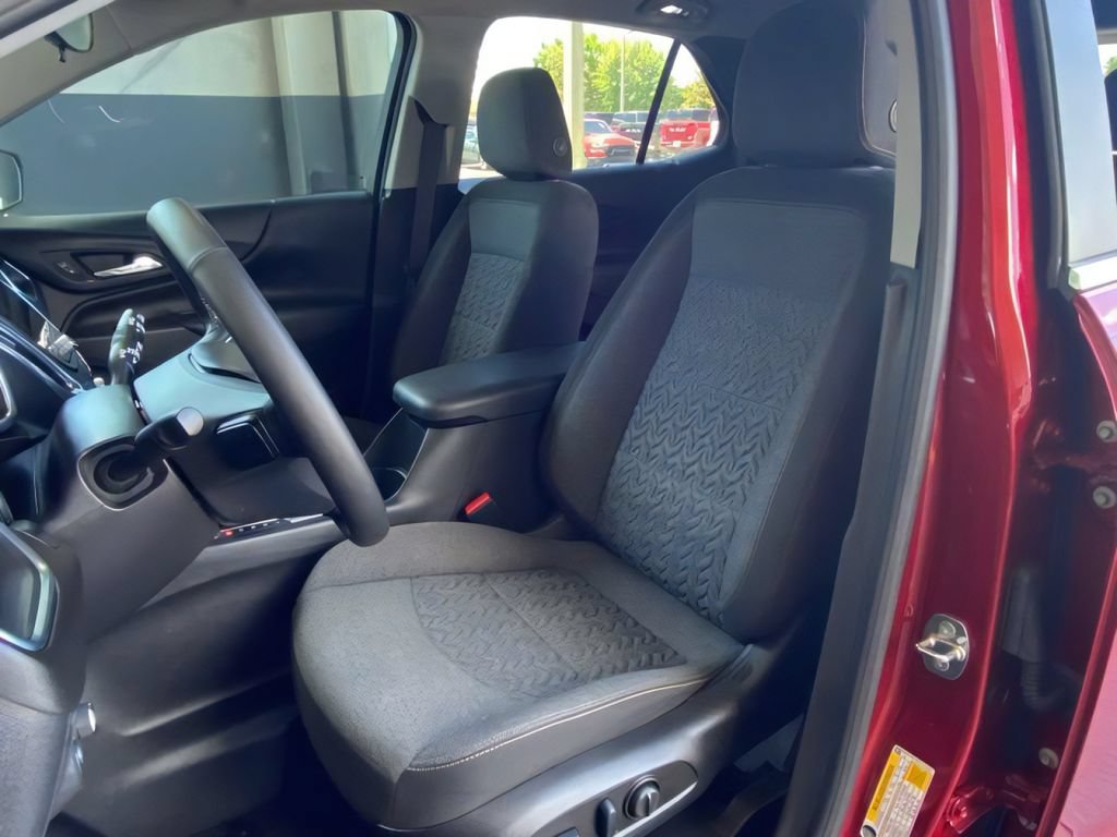Used 2023 Chevrolet Equinox LT FWD image 14
