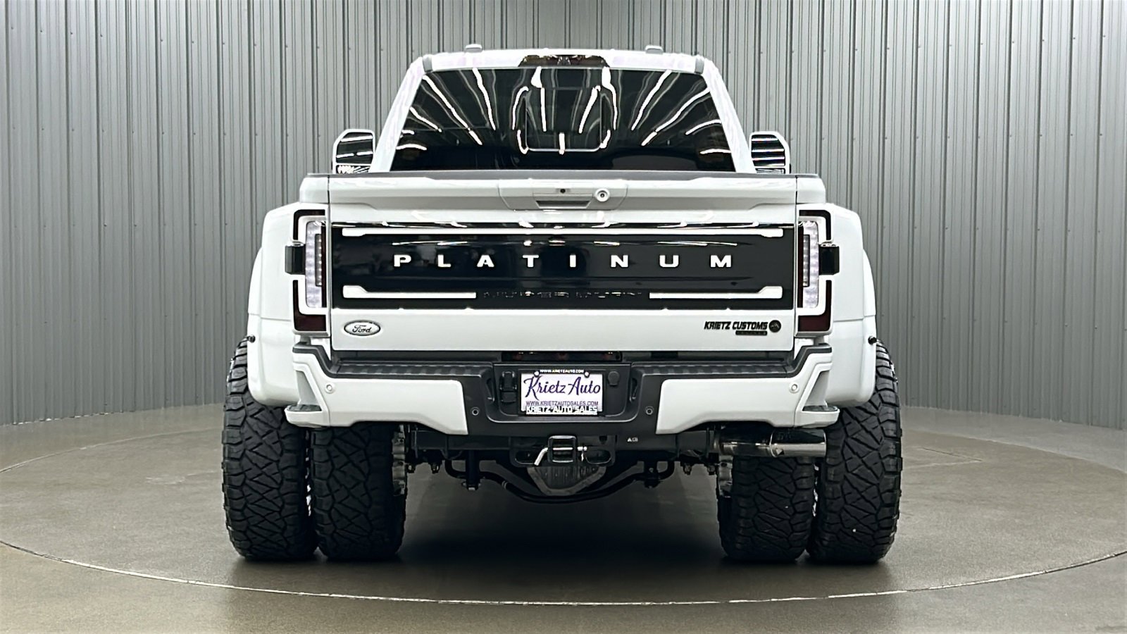 Used 2025 Ford F450 Platinum w/ Platinum Plus Package image 4