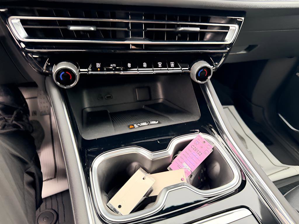 New 2026 Chevrolet Traverse RS w/ LPO, Floor Liner Package image 18