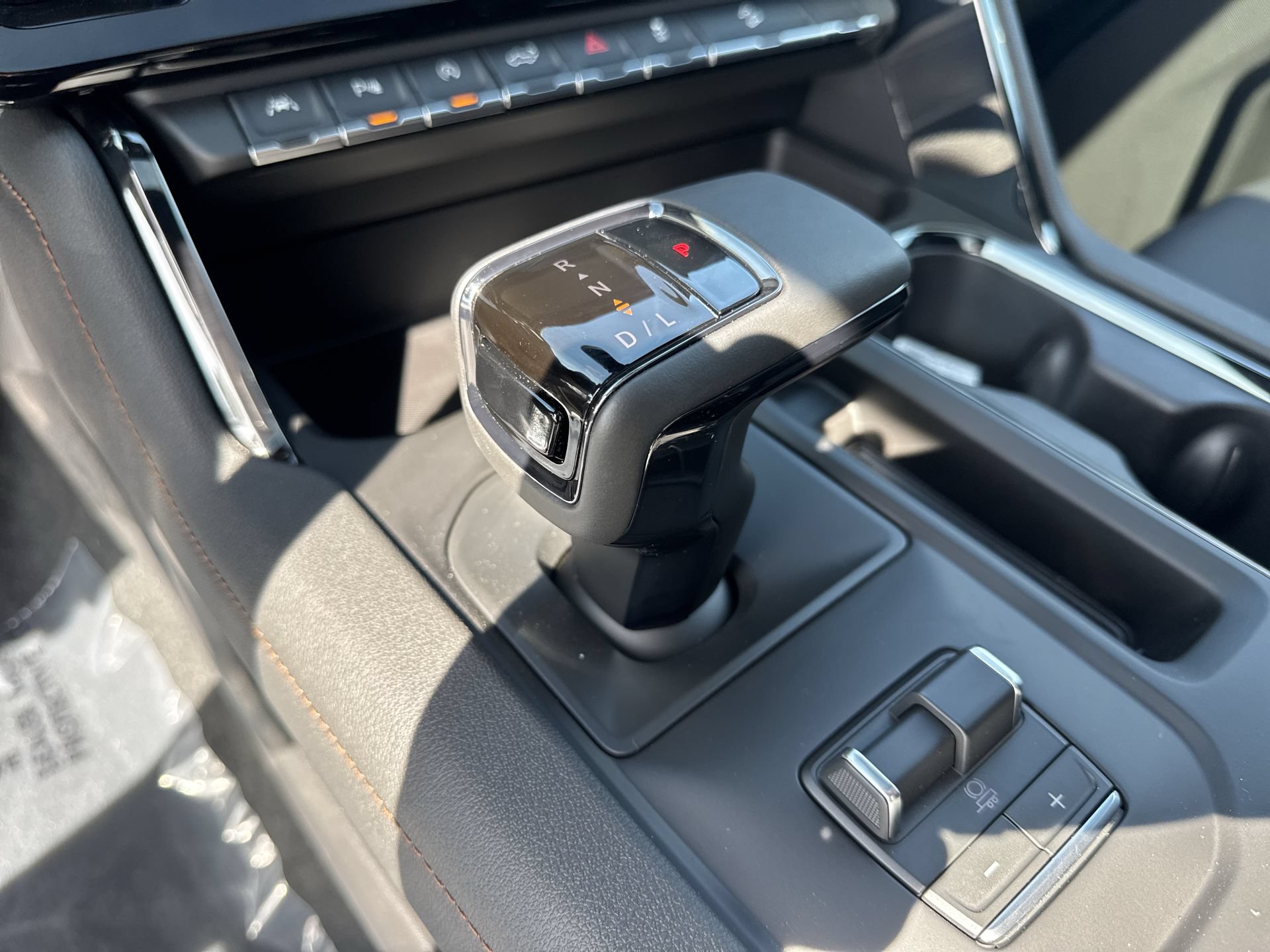 New 2026 GMC Sierra 1500 AT4 AWD/4WD image 22