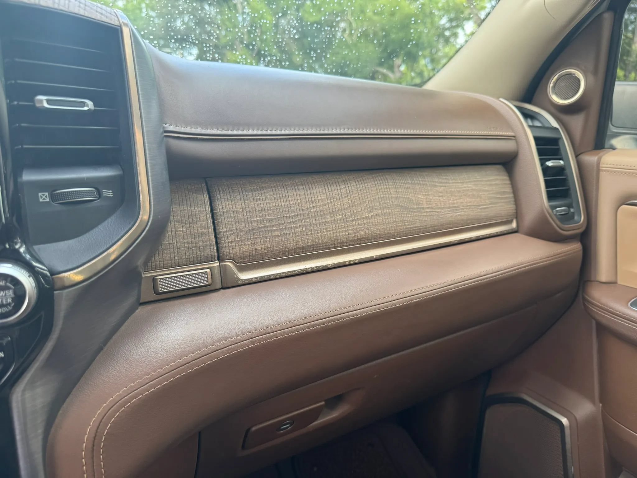 Used 2019 RAM 2500 Limited AWD/4WD image 31