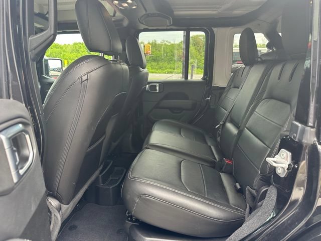 Used 2023 Jeep Wrangler Unlimited Sahara w/ Cold Weather Group AWD/4WD image 11
