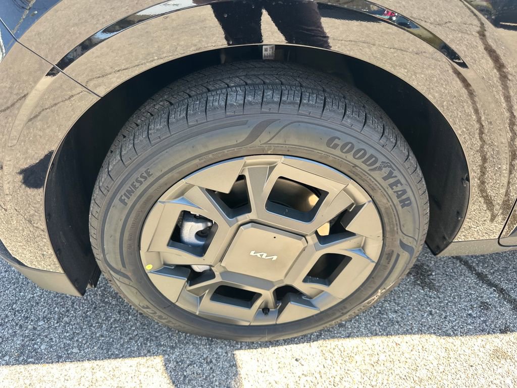 New 2026 Kia Carnival EX image 41