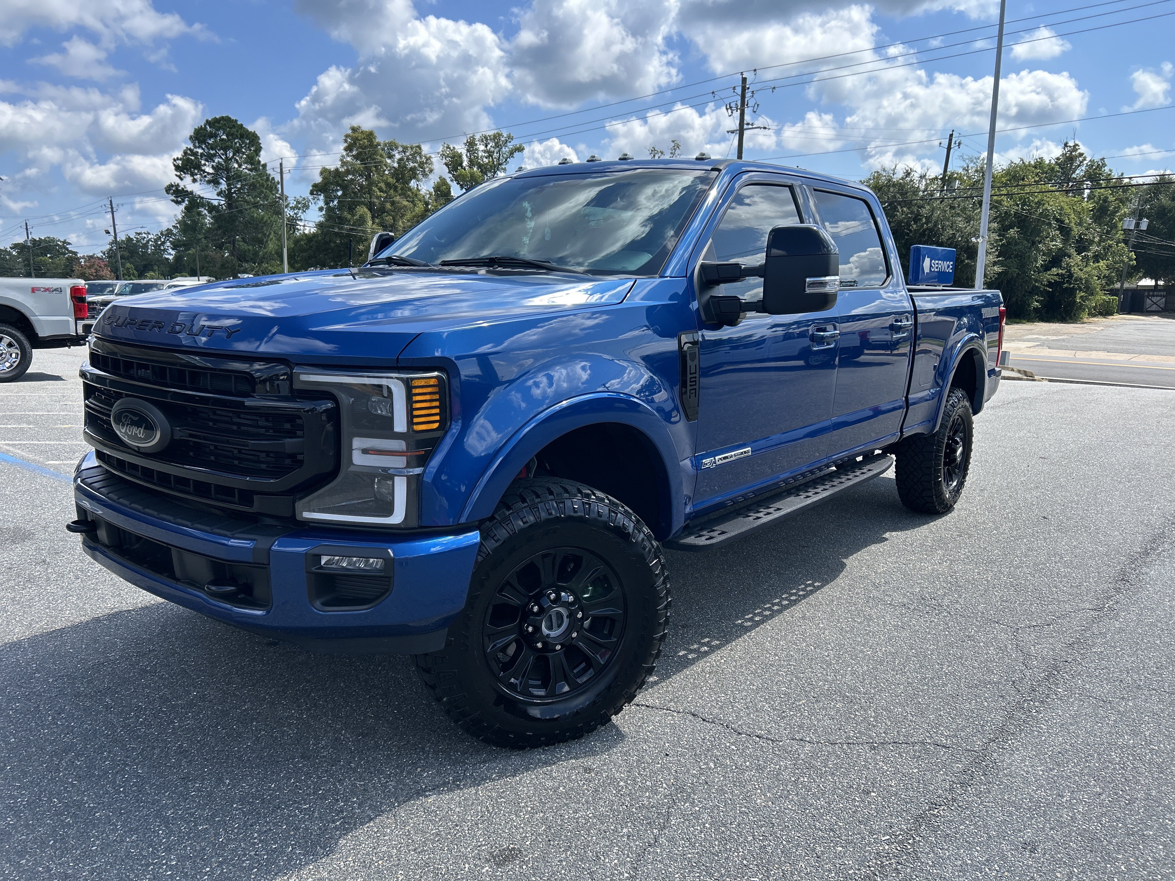 Used 2022 Ford F250 Lariat w/ Tremor Off-Road Package AWD/4WD image 3