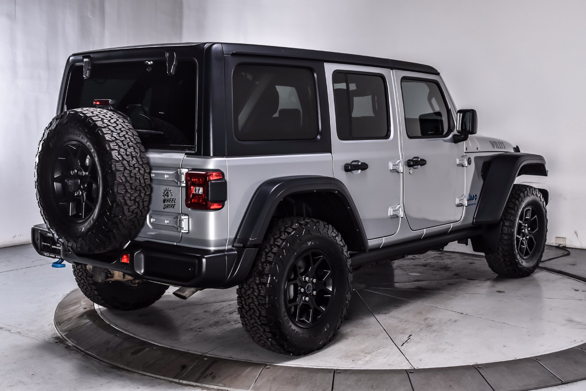 Used 2024 Jeep Wrangler Unlimited AWD/4WD image 6