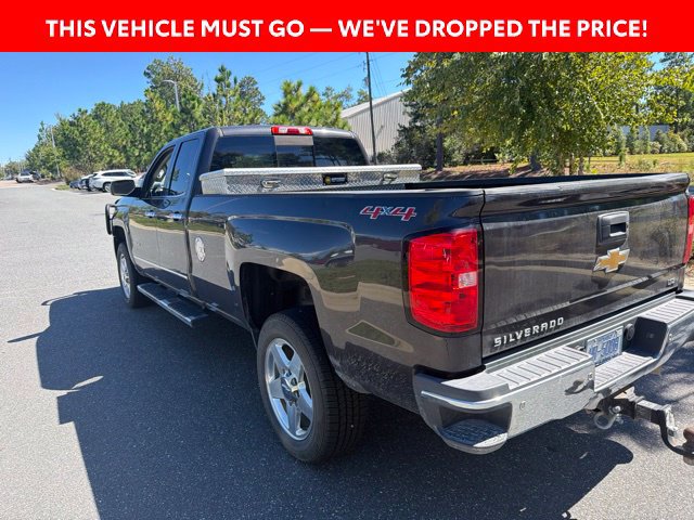 Used 2015 Chevrolet Silverado 2500 LTZ w/ Driver Alert Package AWD/4WD image 8