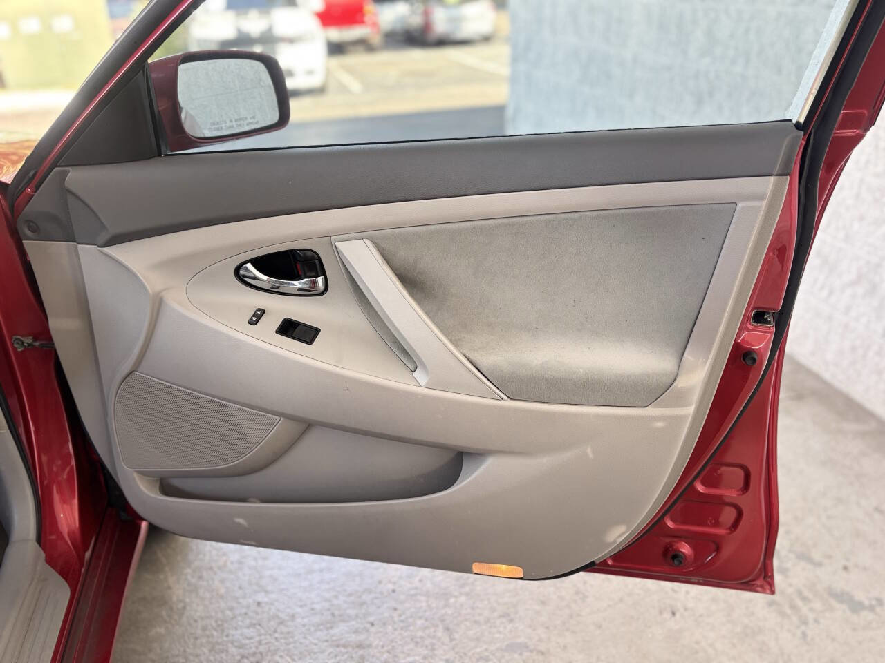 Used 2009 Toyota Camry LE image 23