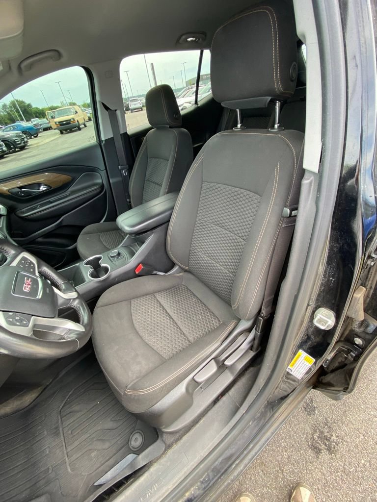 Used 2021 GMC Terrain SLE FWD image 11