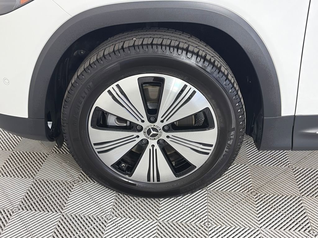 Used 2023 Mercedes-Benz EQB 300 4MATIC image 8