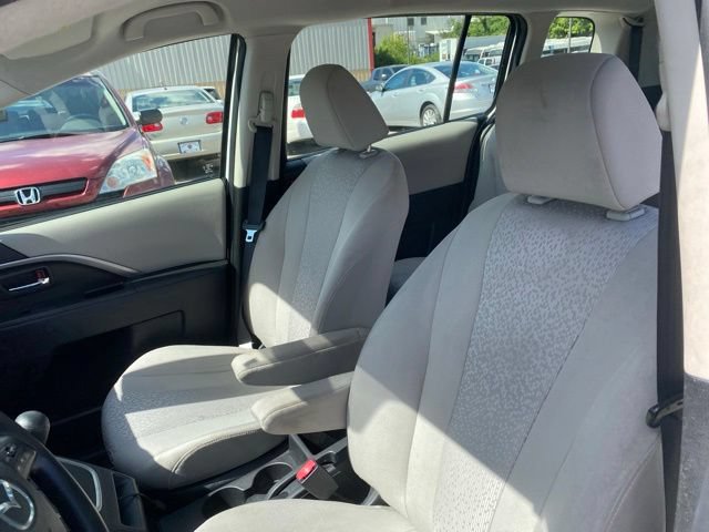 Used 2012 MAZDA MAZDA5 Sport FWD image 10