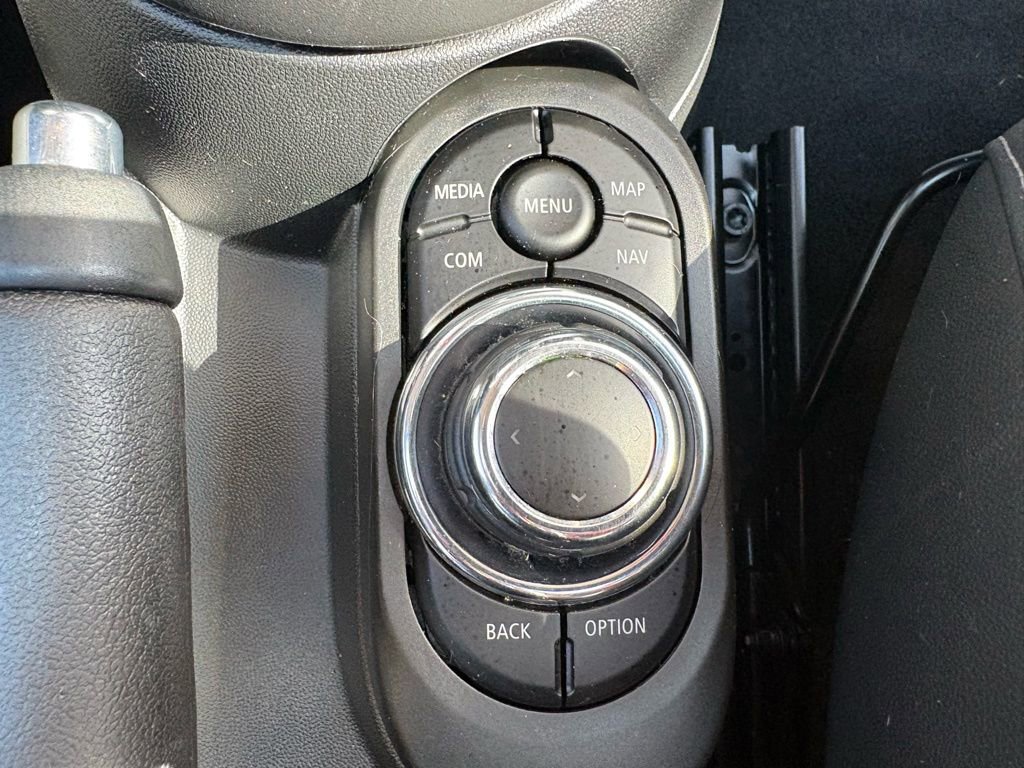 Used 2023 MINI Cooper S image 36