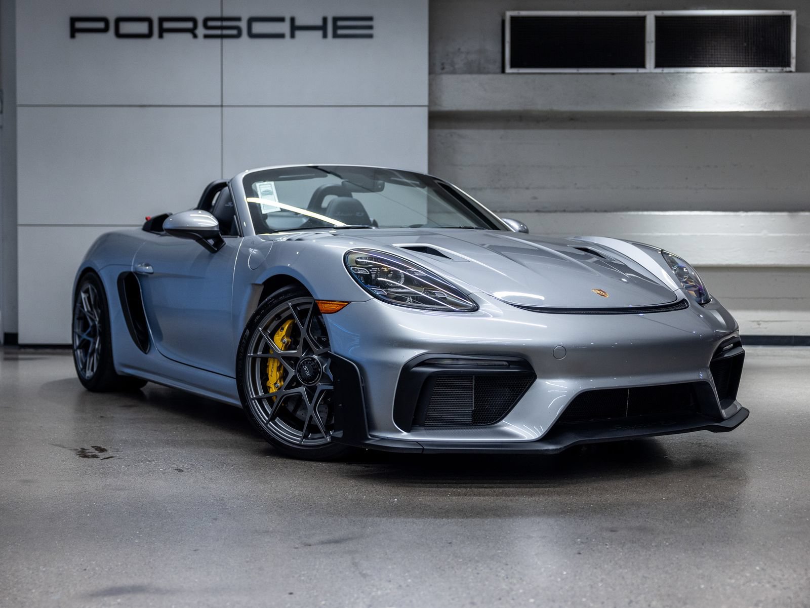 Certified 2025 Porsche 718 Boxster Spyder RS RWD image 10