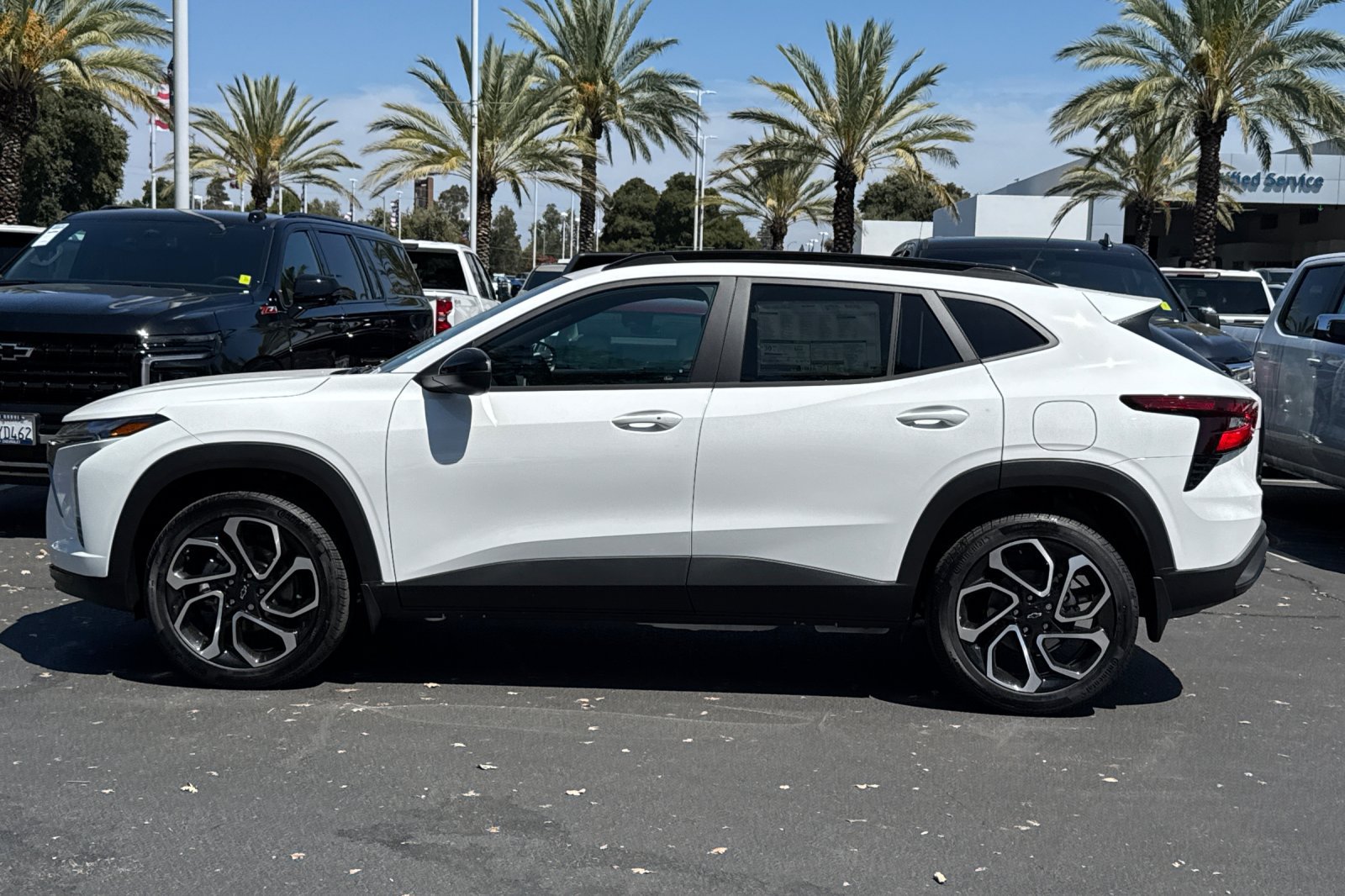 New 2026 Chevrolet Trax RS w/ Driver Confidence Package FWD image 6