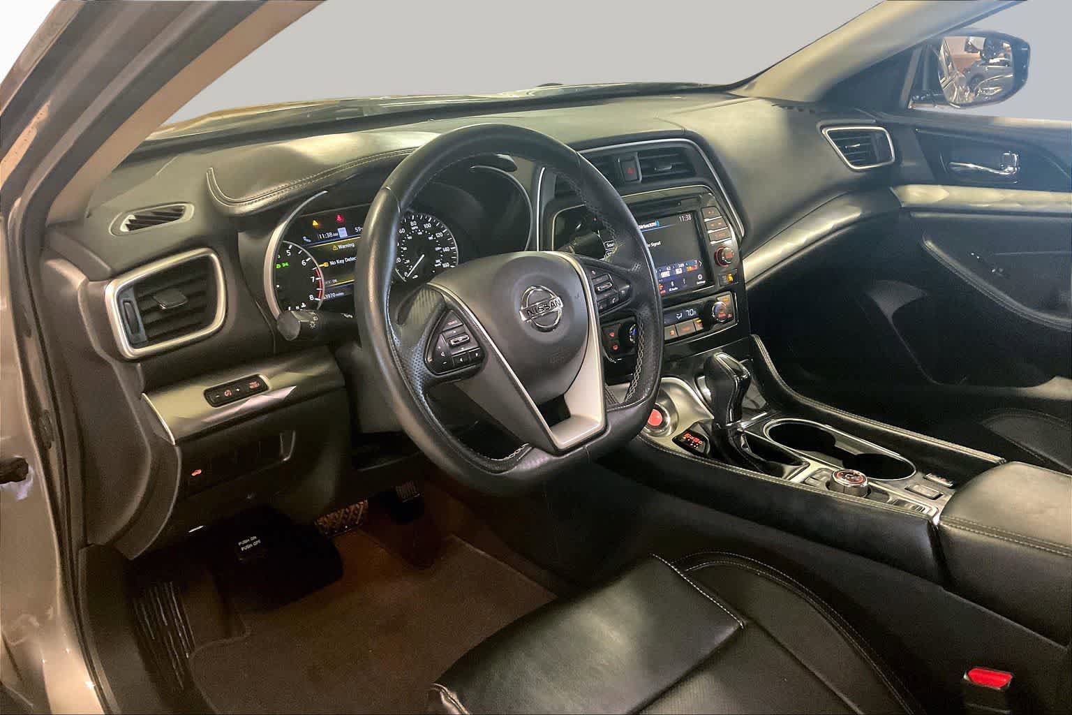 Used 2021 Nissan Maxima 3.5 SV w/ Floor Mat Group FWD image 15