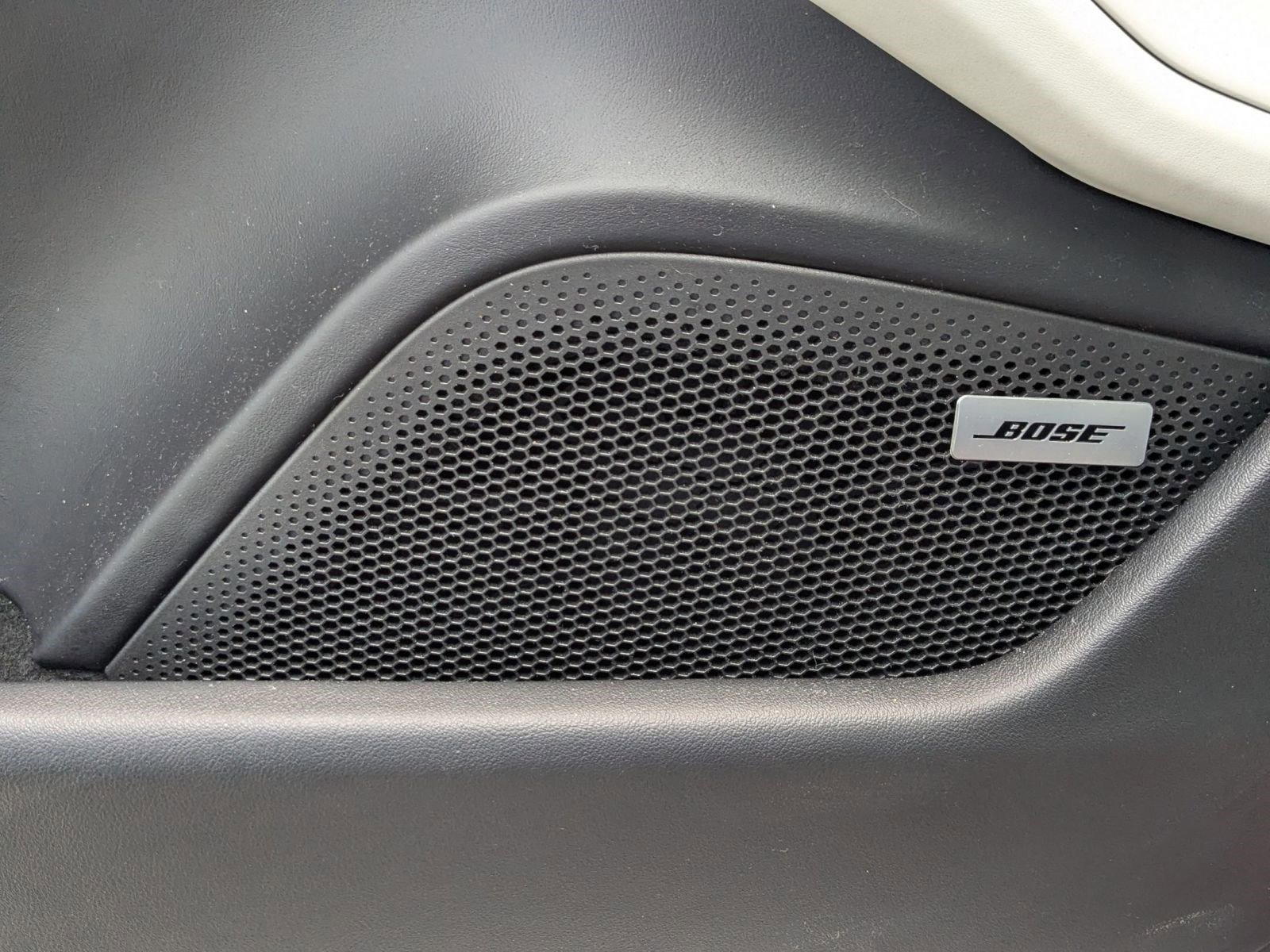 Used 2023 Porsche Taycan 4S image 14