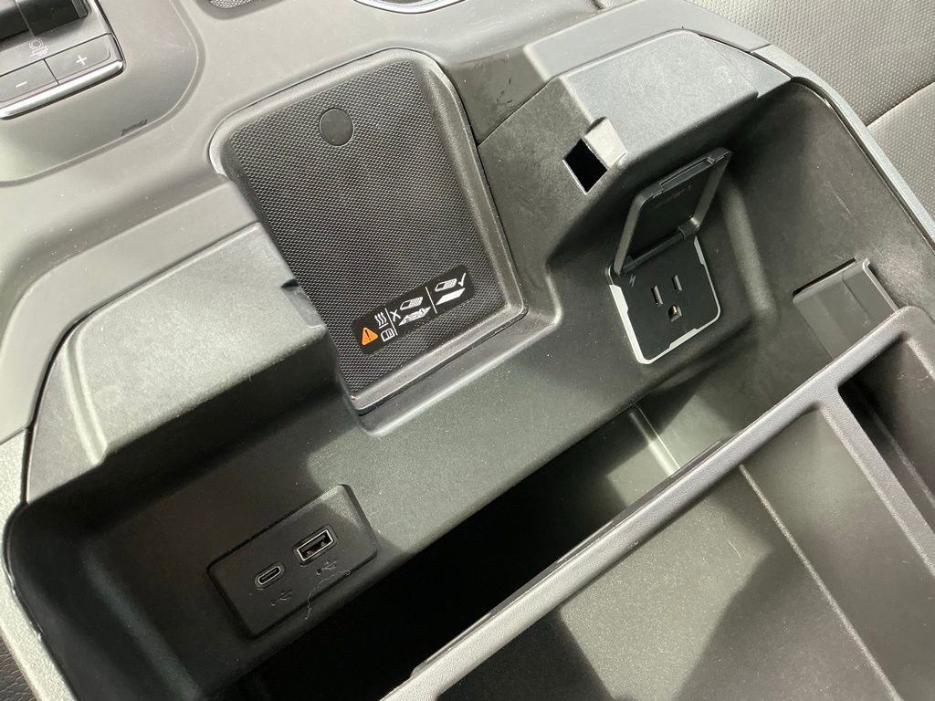 Used 2024 GMC Sierra 2500 Denali w/ Denali Reserve Package image 49