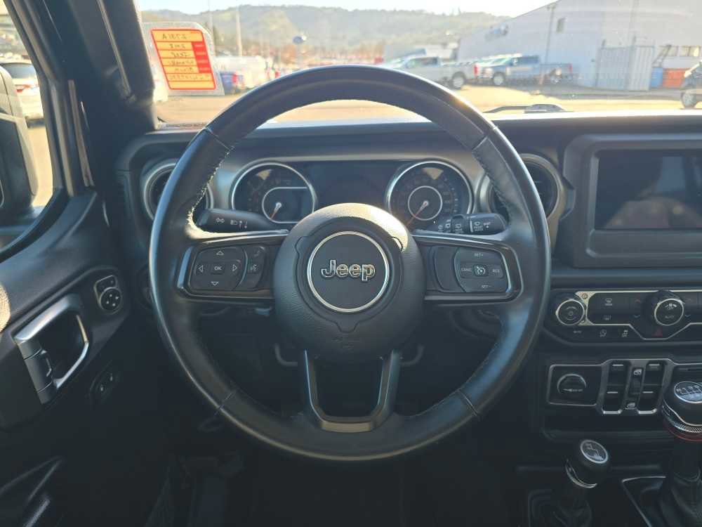 Used 2018 Jeep Wrangler Unlimited Sport w/ Technology Group image 11