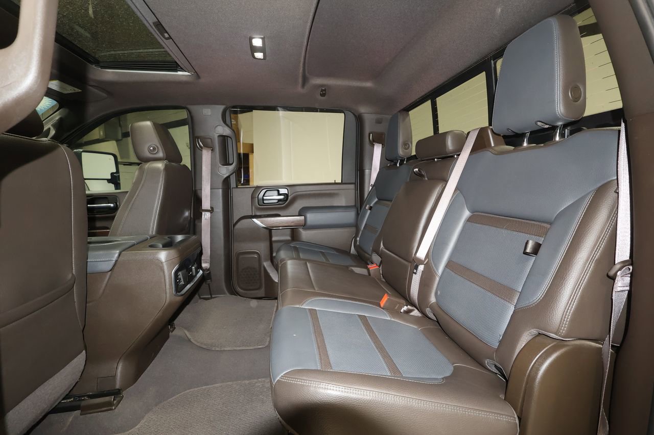 Used 2022 GMC Sierra 3500 Denali AWD/4WD image 15