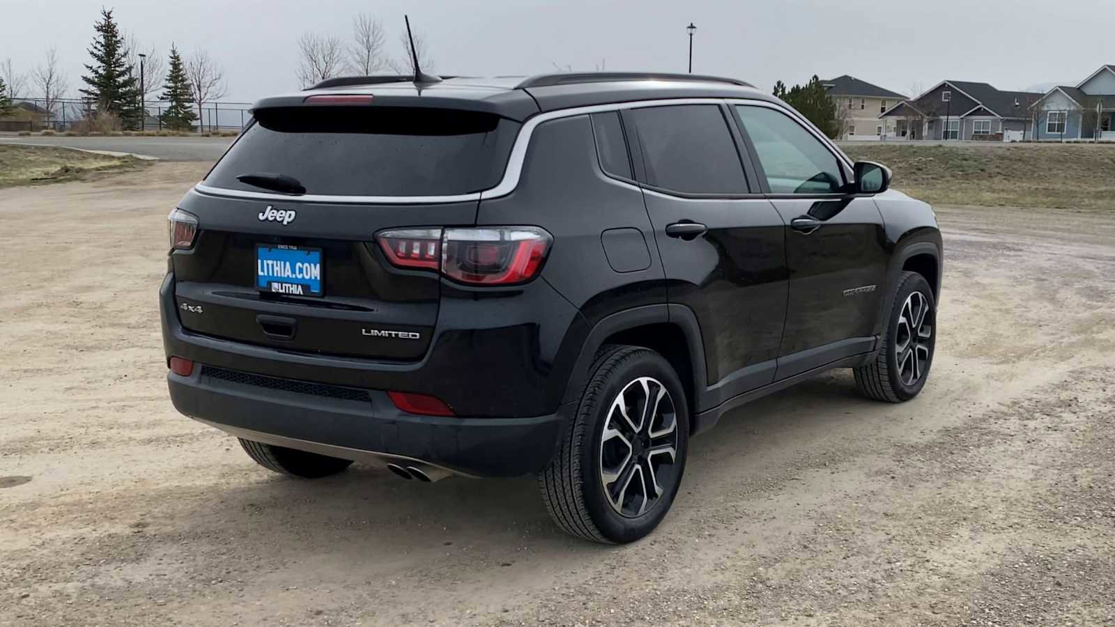 Used 2022 Jeep Compass Limited image 8