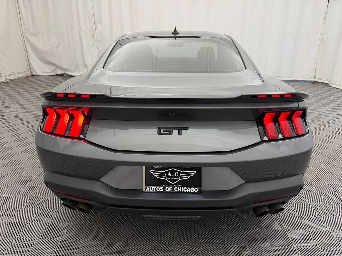 Used 2024 Ford Mustang GT RWD image 7