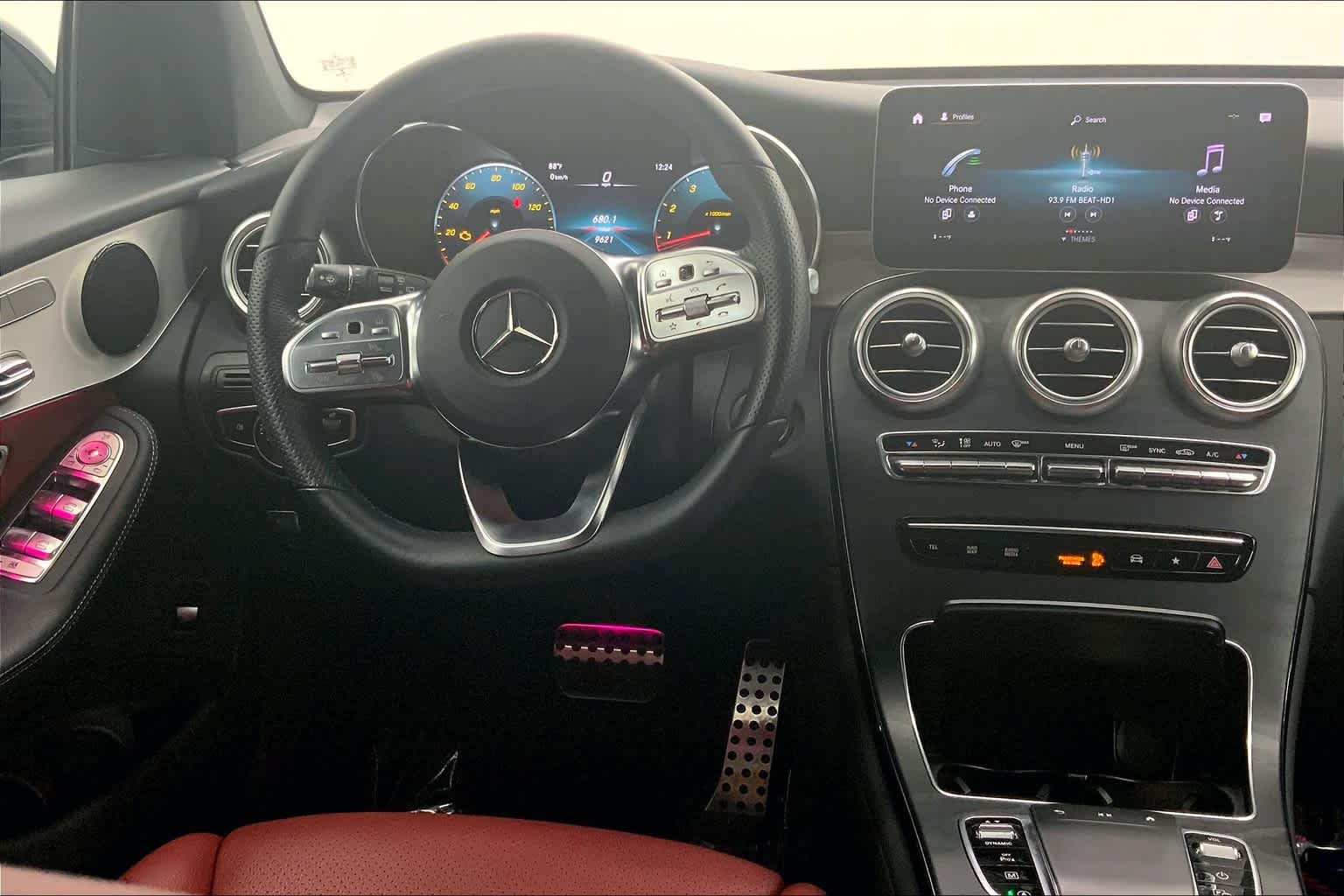 Used 2022 Mercedes-Benz GLC 300 image 6