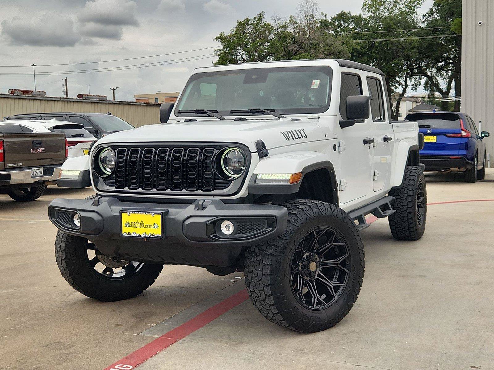 Used 2024 Jeep Gladiator Sport