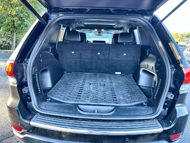 Used 2022 Jeep Grand Cherokee Limited AWD/4WD image 27