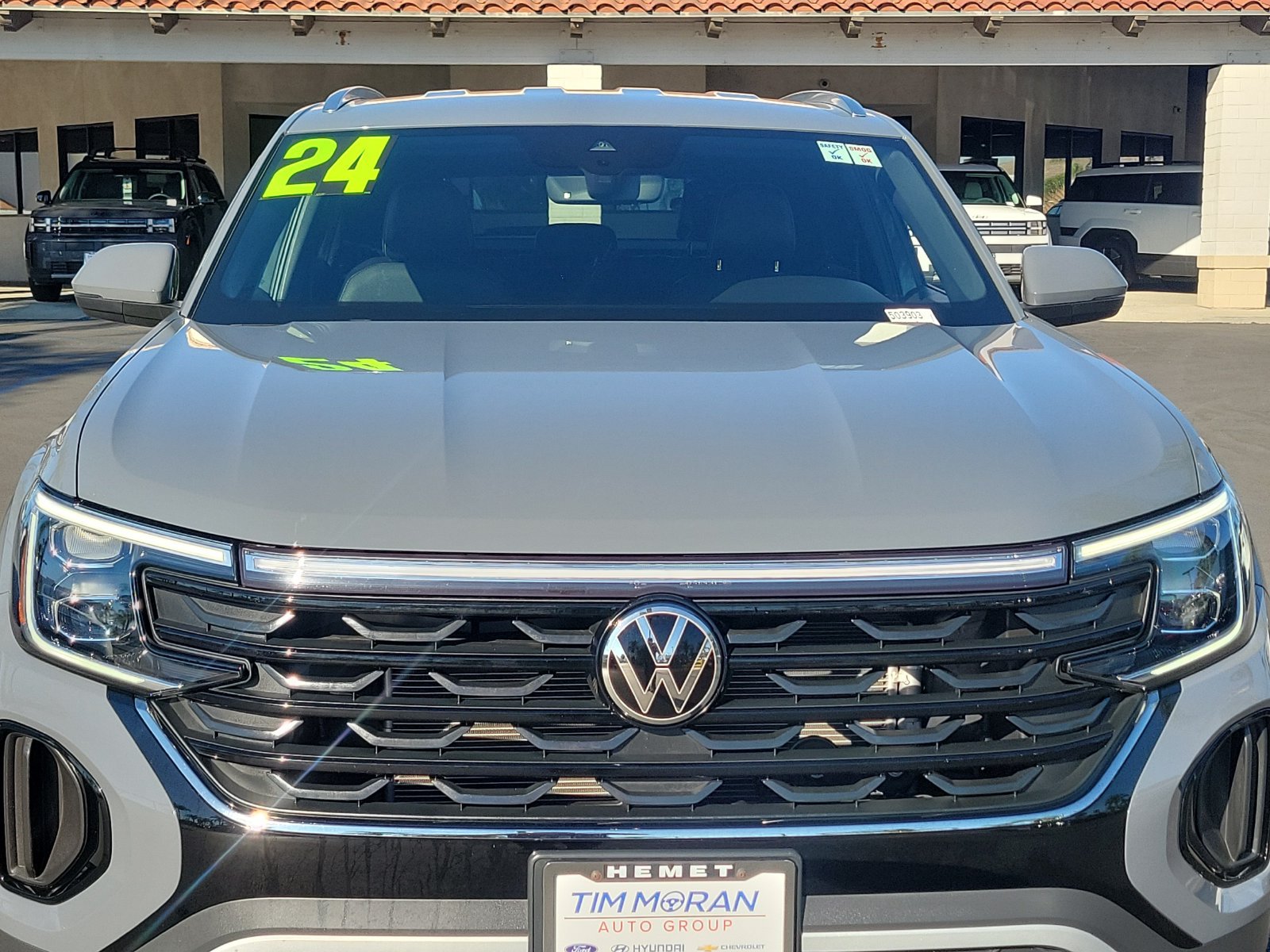 Used 2024 Volkswagen Atlas Cross Sport SE FWD image 29