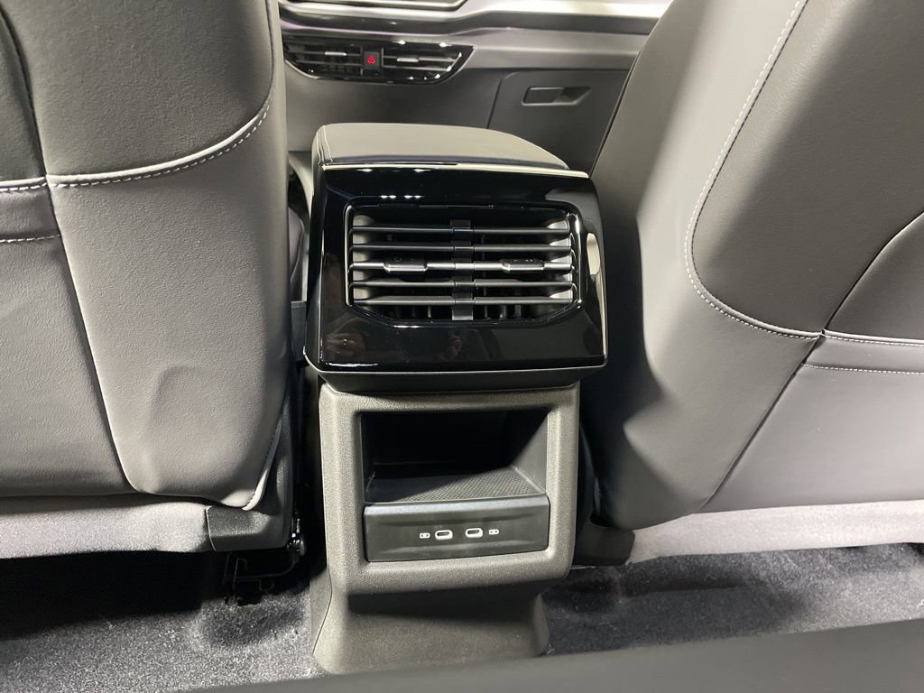 New 2026 Volkswagen ID.4 Pro AWD/4WD image 20