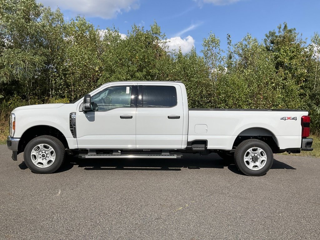 New 2026 Ford F250 XLT image 30