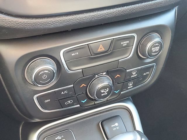 Used 2021 Jeep Compass Latitude FWD image 15