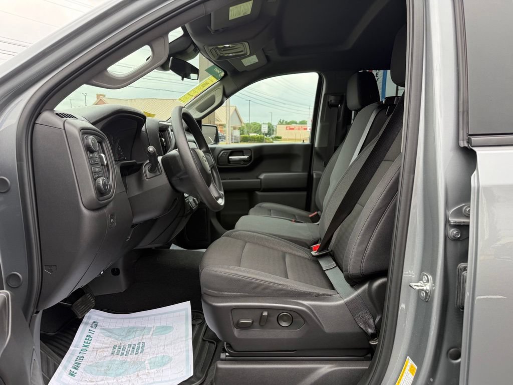 Used 2025 Chevrolet Silverado 1500 Custom Trail Boss AWD/4WD image 19