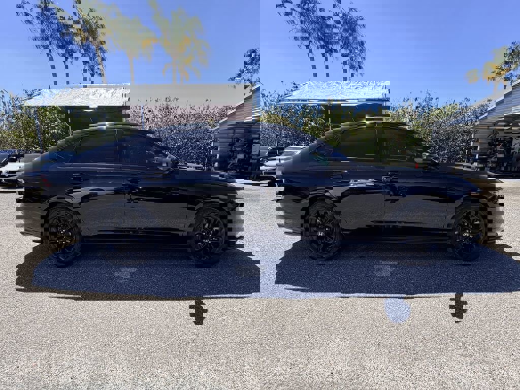 Used 2025 Honda Accord SE image 3