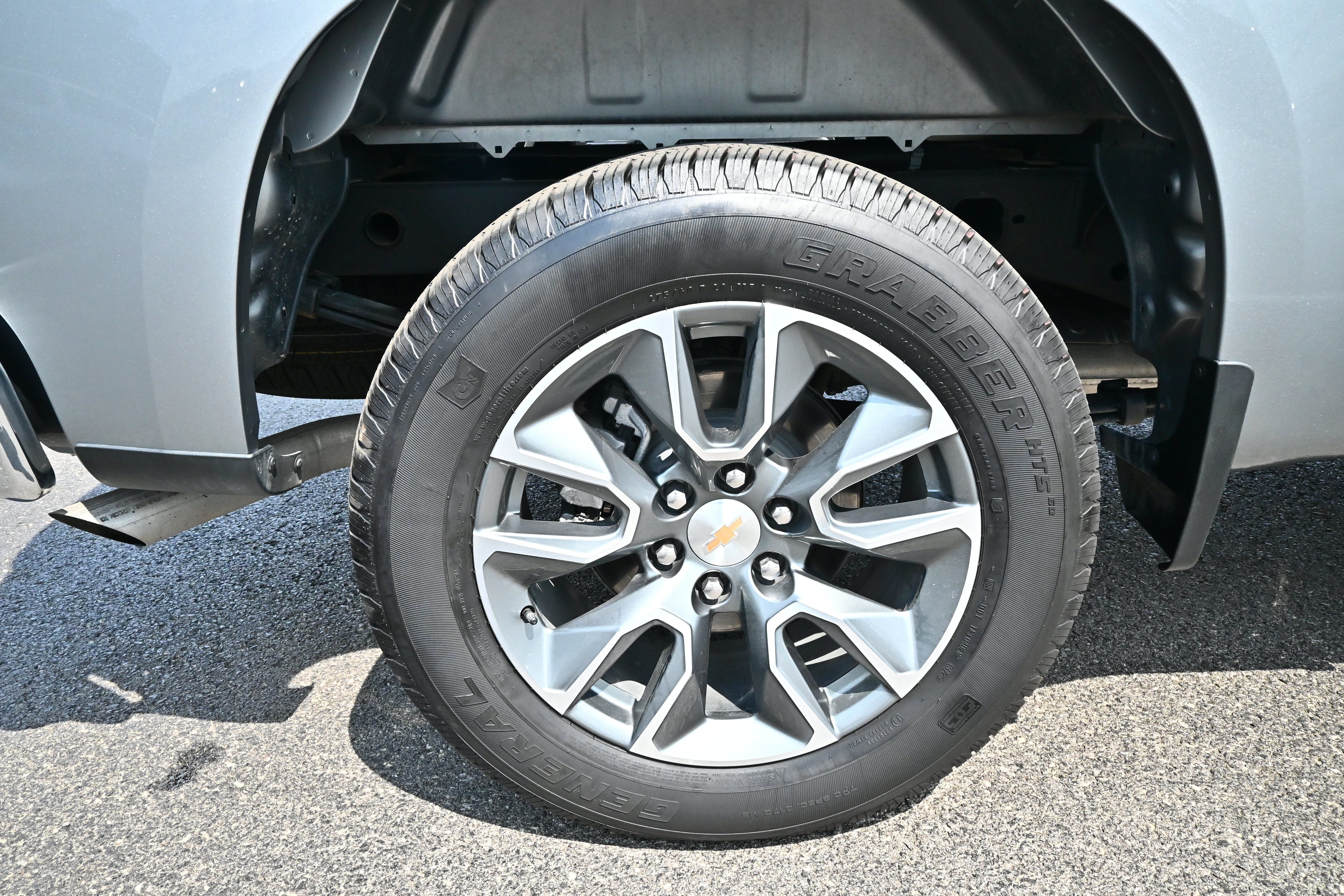 Used 2026 Chevrolet Silverado 1500 LT AWD/4WD image 10
