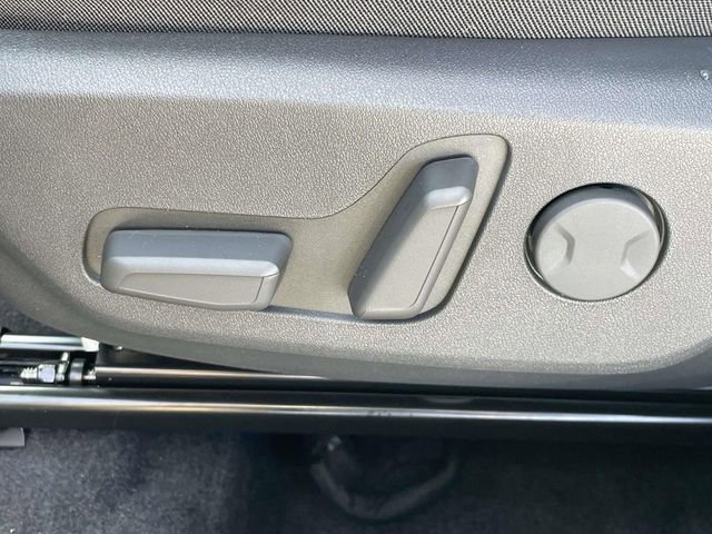 New 2026 Kia Niro SX Touring image 29