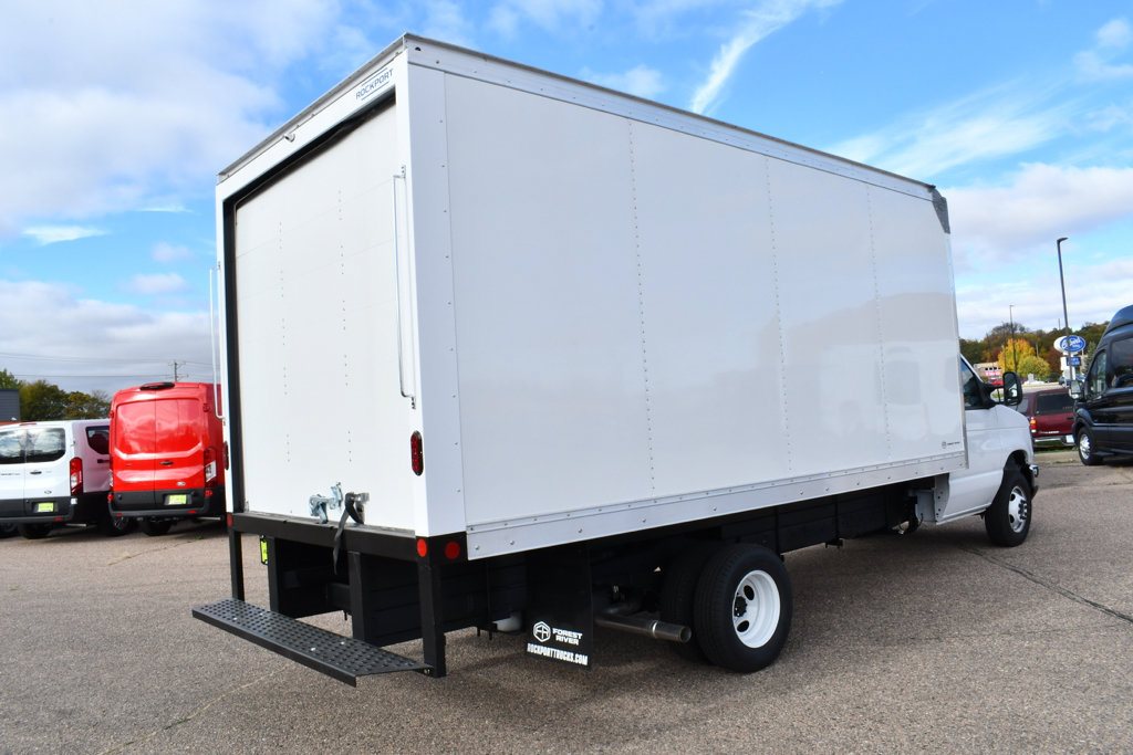 New 2027 Ford E-450 and Econoline 450 Super Duty w/ Power Equipment Group RWD image 11