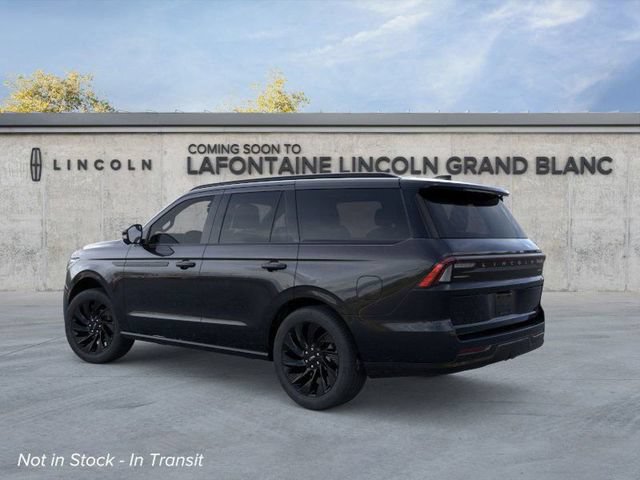 New 2026 Lincoln Navigator Reserve w/ Jet Appearance Package AWD/4WD image 4