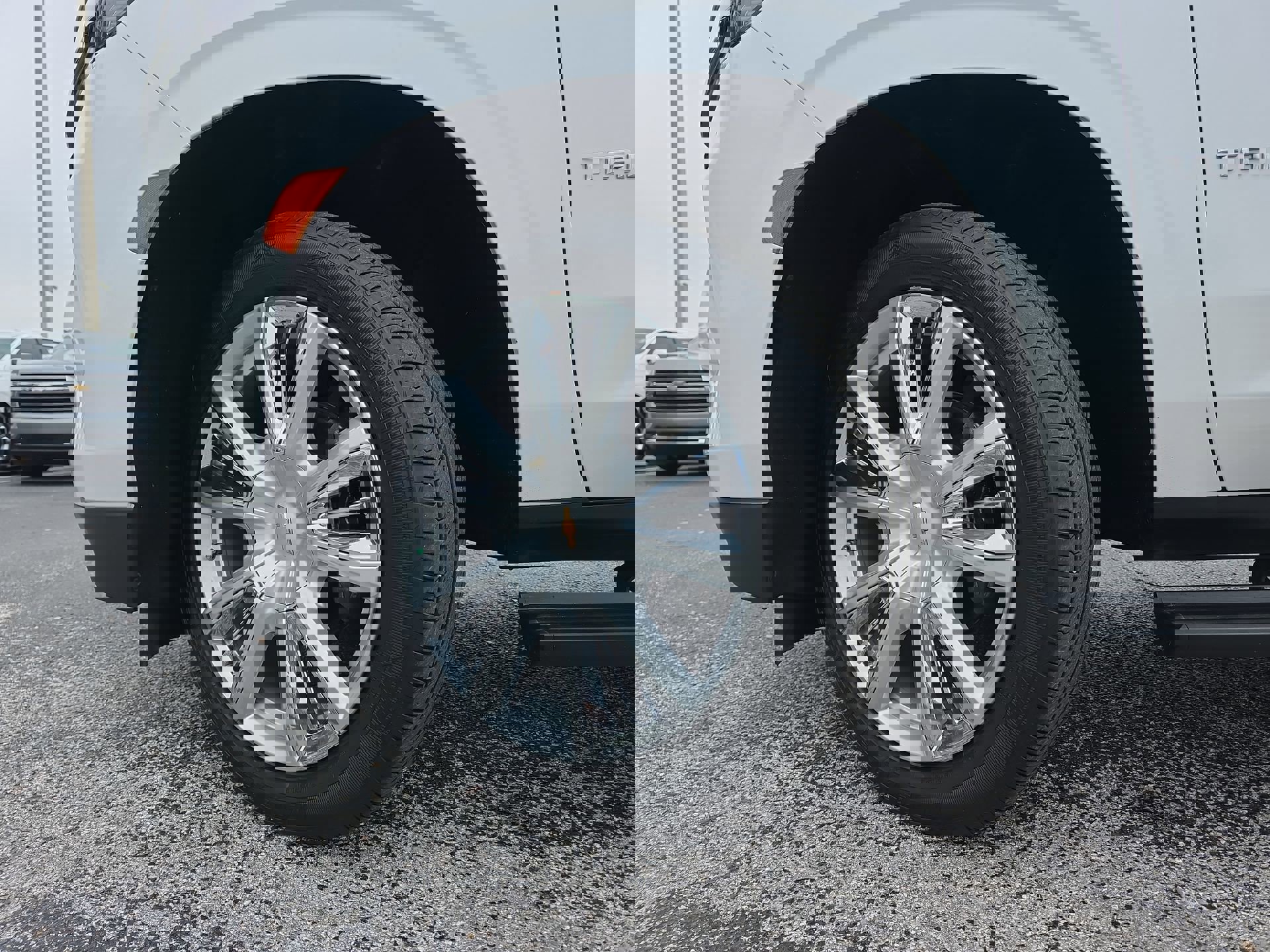 Used 2022 Chevrolet Tahoe High Country image 38