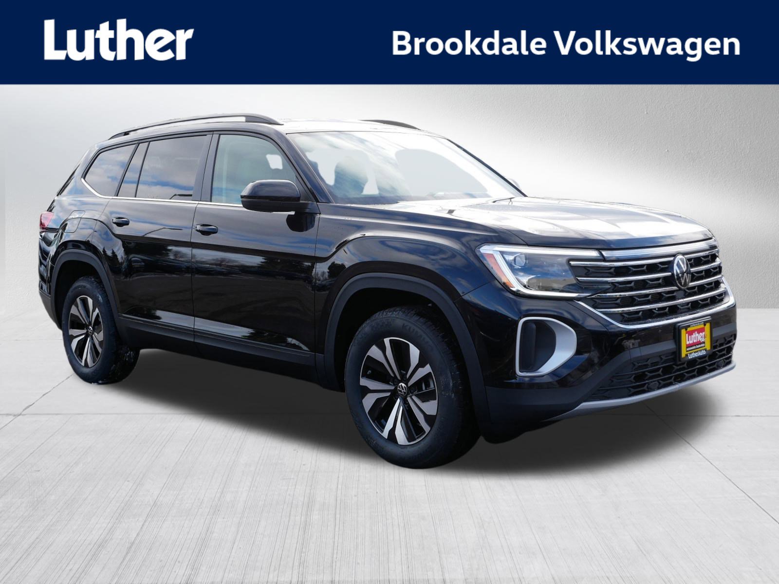New 2026 Volkswagen Atlas SE image 1