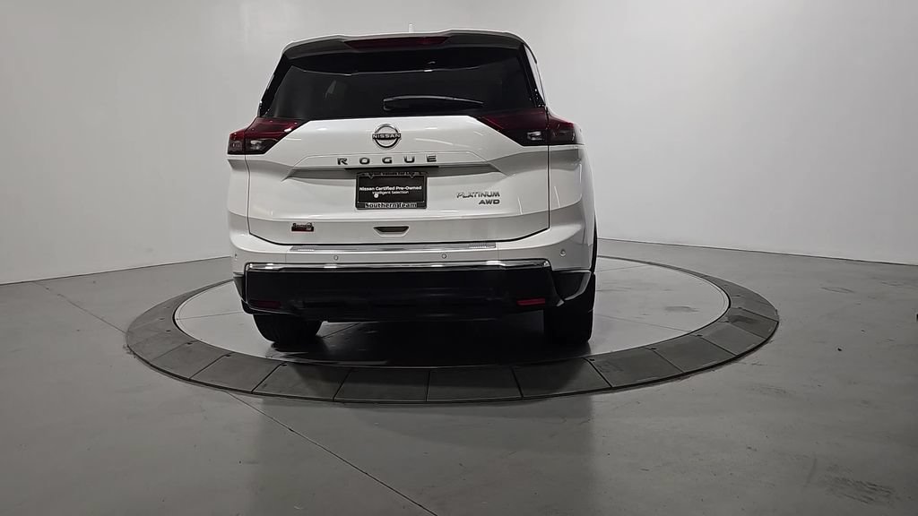 Certified 2024 Nissan Rogue Platinum AWD/4WD image 4