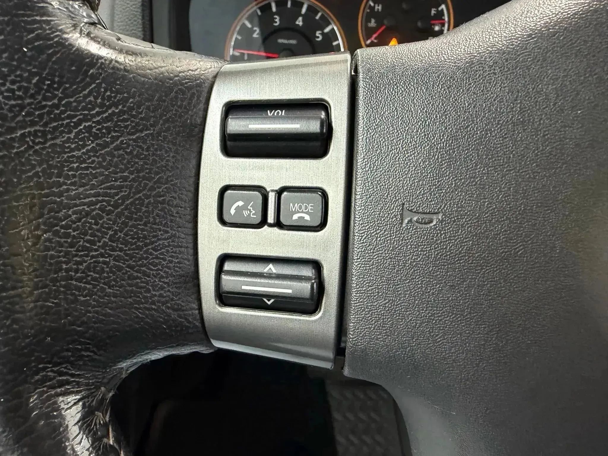 Used 2012 Nissan Armada Platinum AWD/4WD image 18