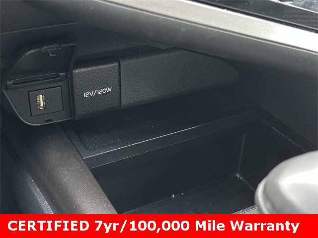 Used 2024 Toyota Camry SE image 21