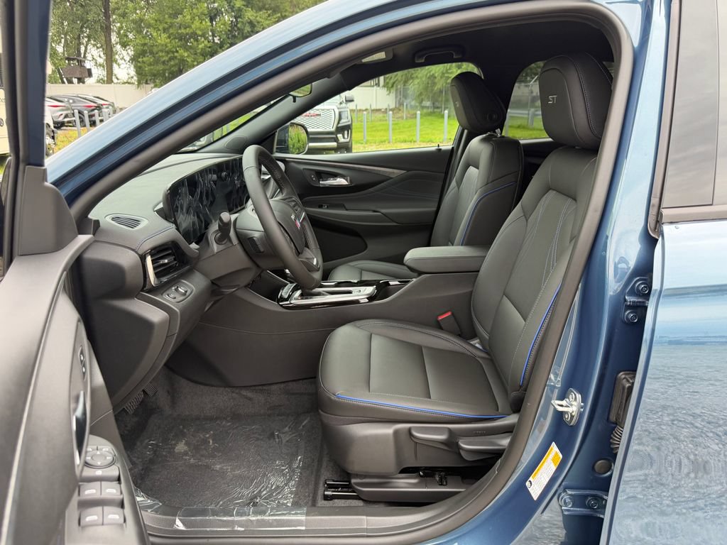 New 2026 Buick Envista Sport Touring FWD image 16