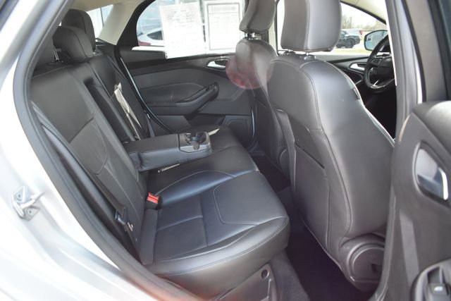 Used 2016 Ford Focus SE w/ Equipment Group 201A image 34