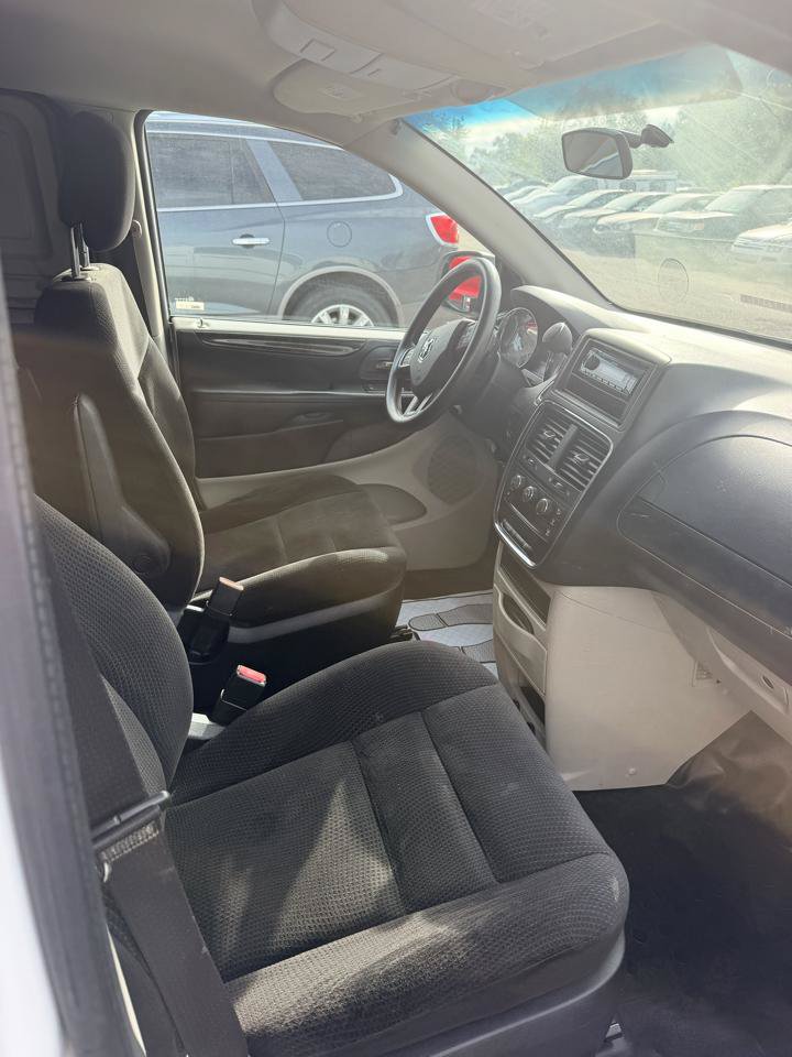 Used 2014 RAM C/V Tradesman FWD image 13