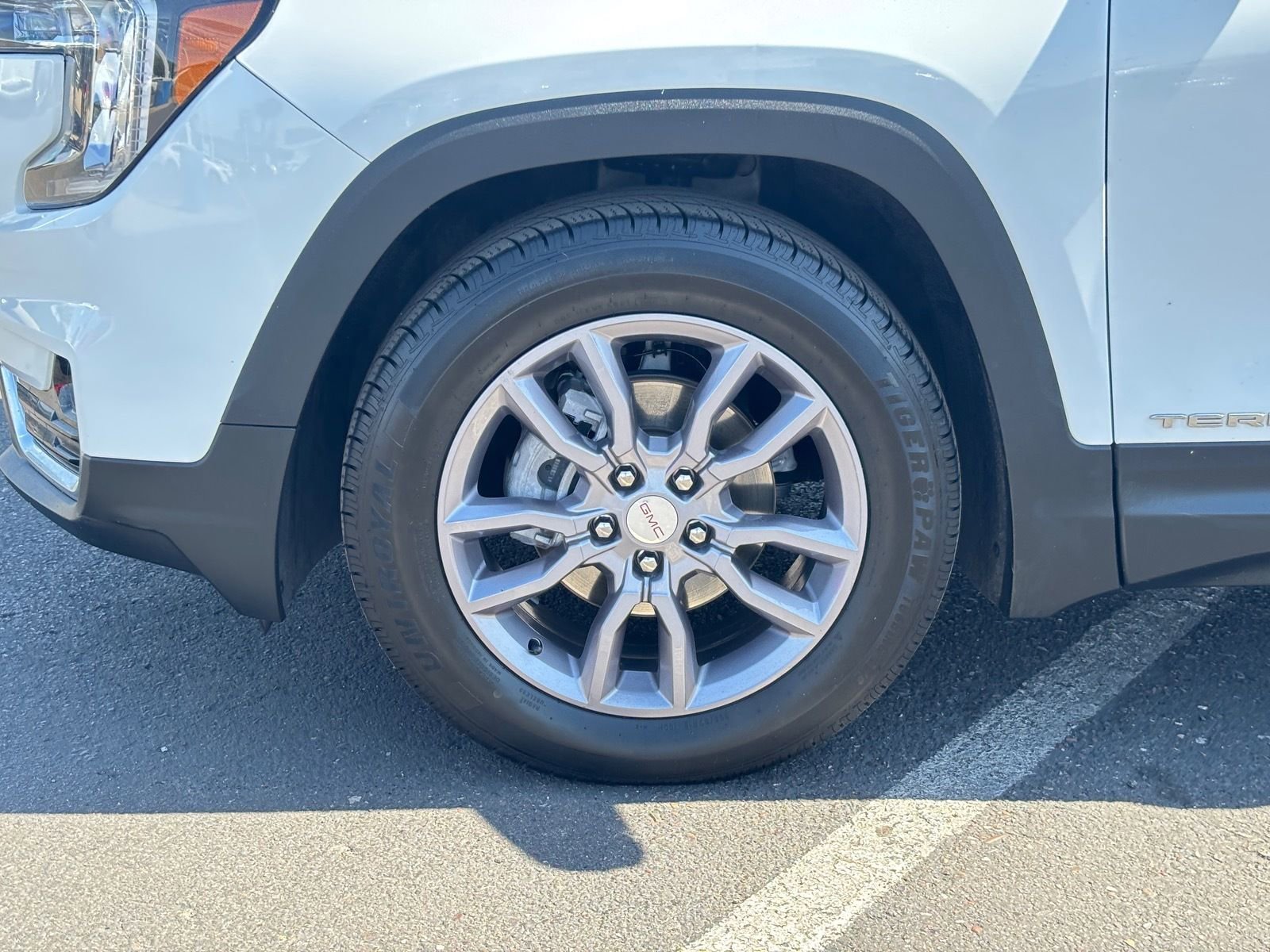 Used 2023 GMC Terrain SLT image 11