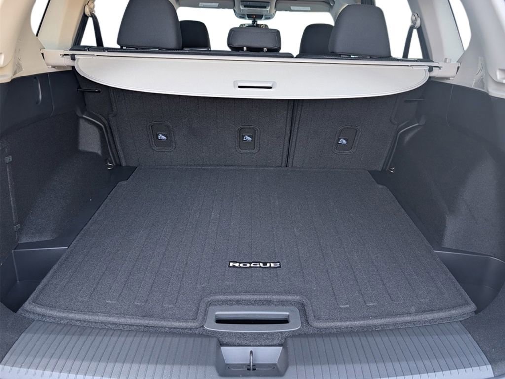New 2026 Nissan Rogue SV w/ Cold Weather Package FWD image 23